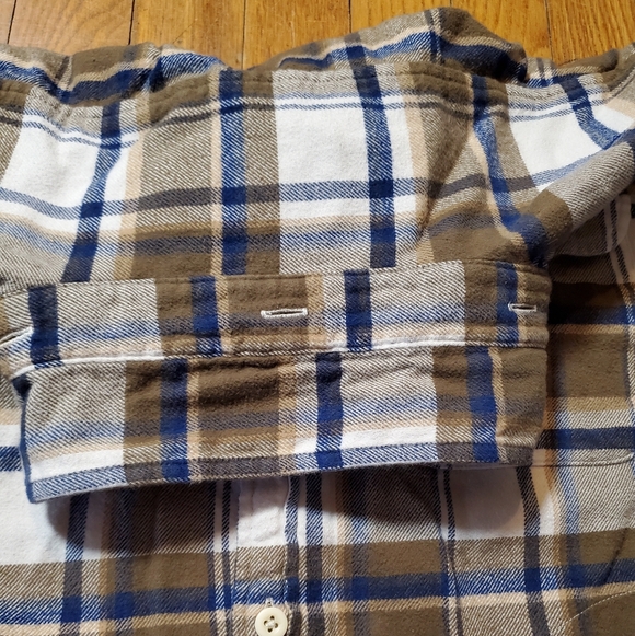 American Eagle Outfitters Blue and Brown Flannel Shirt - Picture 8 of 10